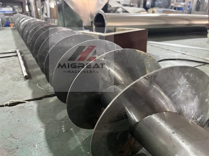 spiral conveyor machine (1)